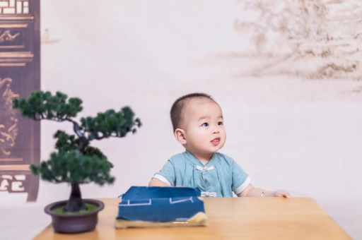 丹东怀孕为啥肚子会长毛